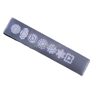 사용자 정의 Selenite 지팡이 새겨진 차크라 기호 치유 돌 작은 크리스탈 포인트 석영 지팡이 가격