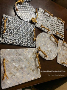 Ensemble de plateaux de service en nacre, motif géométrique, poignées dorées, rectangulaires, décoratifs, multi-pièces, design contemporain - Product Image 1