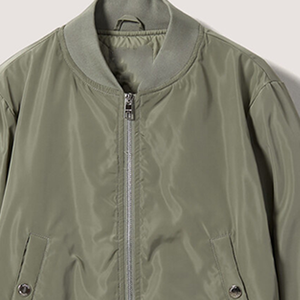 Chaqueta Bomber Corta Reversible Impermeable con Relleno de Algodón Acolchado, Unisex, Estilo Urbano, Cierre Frontal con Cremallera, Color Verde Oliva Caqui - Product Image 6