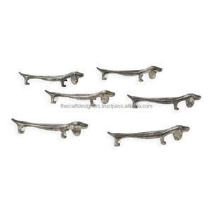 ช้อนส้อมโลหะสีเงินมันวาวทันสมัยที่สมบูรณ์แบบสำหรับห้องรับประทานอาหารแบบมินิมอลและสไตล์การตกแต่งภายในบ้านอุตสาหกรรม - Product Image 3