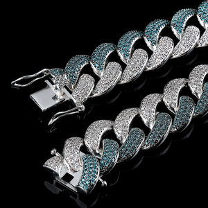 Chaîne cubaine classique pour homme, au design attrayant, sertie de diamants CZ et de moissanite de forme ronde, idéale pour les soirées - Product Image 2