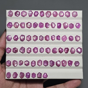 พลอยไพลินรูบี้ธรรมชาติขายส่งจำนวนมาก สำหรับทำเครื่องประดับ - Product Image 1