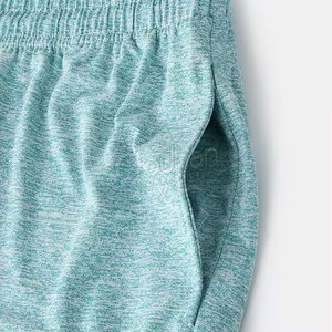 เสื้อยืดและกางเกงขาสั้นผู้ชายทรงเข้ารูป 100% ผ้าฝ้าย ชุดเสื้อยืดแขนสั้นน้ำหนักเบาและกางเกงขาสั้น สำหรับขายออนไลน์ - Product Image 6