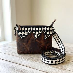 Sac à dos unisexe en cuir véritable fait main de style bohème vintage, avec fermeture éclair, protection RFID, design géométrique à carreaux, respectueux de l'environnement - Product Image 3