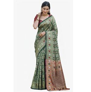 Sari de Seda Banarasi Elegante de la Mejor Calidad con Tejido Floral Zari para la Colección Nupcial, Ropa de Fiesta y Funciones de Boda - Product Image 1