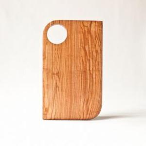 Tabla de cortar hecha a mano con mango, estilo americano, calidad premium, madera gruesa personalizable, diseños personalizables, tabla de cortar en venta - Product Image 4