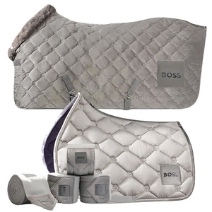 Coussin de selle anglais pour le saut de dressage d'équitation