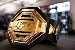 Ceinture de championnat UFC en cuir XPE, personnalisable, très vendue, pour la lutte en poids lourd, respirante, imperméable, écologique, unisexe - Product Image 3