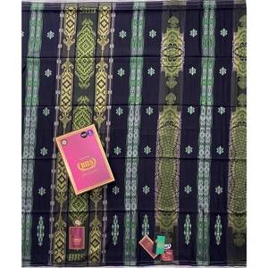 Lungi Jacquard de Indonesia BHS Excelente, color dorado, tipo JGF, Sarong tradicional estilo Islas del Pacífico Asiático - Product Image 4