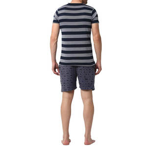 Tenue d'été tendance en tissu coton pour homme / Ensemble deux pièces streetwear homme de haute qualité à prix abordable, t-shirt et short doux - Product Image 3