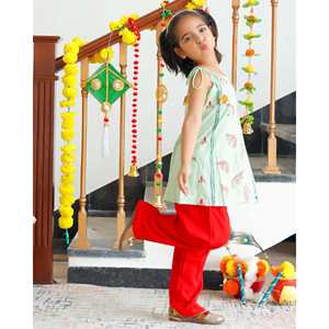 Conjunto de Dhoti de Rayón Verde Golfo para Niños, para Ocasiones Festivas como Diwali - Product Image 4