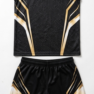 Conjunto de Uniforme de Baloncesto Personalizado para Hombre, Negro y Dorado, sin Mangas, Cuello en V, Sublimado, de Malla de Secado Rápido, Hecho en Pakistán - Product Image 6