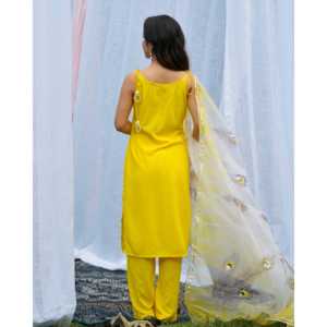 Ensemble de costume en mousseline de soie jaune décontracté Morpankh disponible en taille XS - Product Image 4