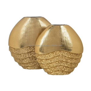 Metal <b>Casting</b> <b>Hand</b> Hammered Flower Vase For Home Decoration <b>Hand</b> Hammered Nickel Plated Metal Vase - Product Image 5