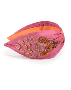 Serre-tête de luxe orné de fleurs et de perles avec un motif de broderie à la main complexe - Product Image 3