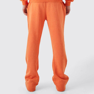 Fabricant OEM de survêtements personnalisés, fournisseur en gros de vêtements de sport, ensemble d'entraînement pour hommes et femmes, sweat à capuche et jogging avec option de logo personnalisé - Product Image 6
