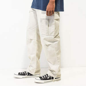 Pantalon cargo style utilitaire multi-poches, décontracté, pour le travail et les activités de plein air. - Product Image 3