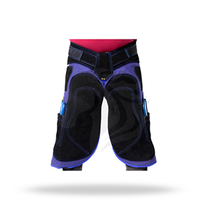 Tablier de fermeur en cuir pour le soin des sabots de cheval, avec jambières fendues et poches pour outils - Product Image 1