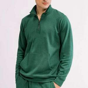 Sudadera con Cierre de Cremallera de un Cuarto, Color Verde Bosque Esmeralda Oscuro, con Bolsillo Tipo Canguro y Pantalones Deportivos a Juego - Product Image 6