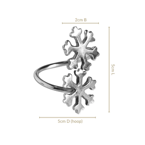 Ronds de serviette flocon de neige argentés en métal – Décoration de table de Noël élégante – Supports de serviettes pour fêtes et dîners hivernaux - Product Image 6