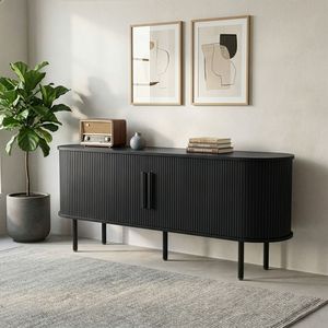 Soporte de TV de tablero de partículas negro con relieve y puertas correderas de listones, centro de entretenimiento con mesa ovalada de 147x35x58cm y diseño moderno - Product Image 2