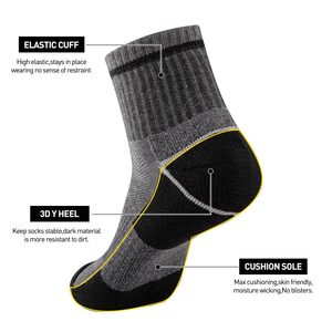 Chaussettes de sport unisexes respirantes personnalisables en coton de haute qualité avec logo personnalisé pour hommes et femmes - Product Image 3