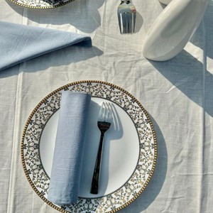 Serviettes carrées en coton bleu poussière foncé, faites à la main, réutilisables, écologiques, imprimées au bloc, avec logo personnalisé pour événements de mariage - Vente en gros - Product Image 1