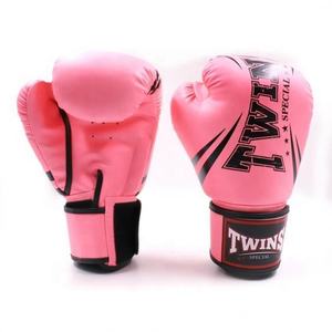Gants de boxe Twins personnalisés en cuir véritable à 100 %, fermeture auto-agrippante, pour Muay Thai, Sanda, arts martiaux, adulte, OEM, légers - Product Image 1