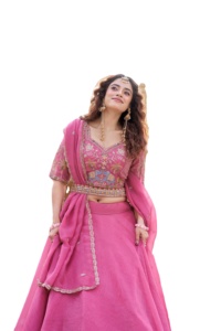 Lehenga Choli Moderno de Seda Crujiente con Lentejuelas y Bordado de Hilo, de Secado Rápido, para Bodas, Incluye Dupatta - Product Image 4
