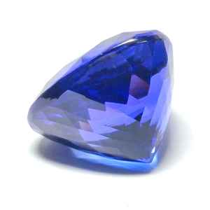 พลอยแทนซาไนต์ธรรมชาติทรงหัวใจเจียระไนแบบ Excellent Faceted Cut น้ำหนัก 24.87 กะรัต คุณภาพ D'Block Color Loupe Clean Clarity สำหรับทำเครื่องประดับ พร้อมส่ง (RTS) - Product Image 4