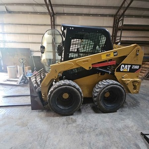 Chargeuse compacte sur pneus Cat 236D, mini-chargeuse sur pneus, accessoires de godet, diesel, engin de construction compact, prix abordable - Product Image 2