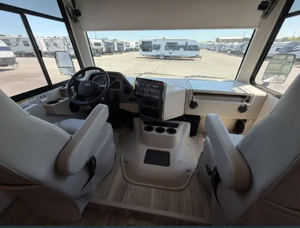 Autocaravana de Lujo Confortable T-H-O-R M-O-T-O-R Coach -2-9-M, Casa Rodante para 4-6 Personas - Product Image 2