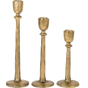 Juego de Portavelas Cónicos de Oro Antiguo Forjado a Mano – Trío de Candelabros de Latón Artesanales con Forma de Tulipán para Decoración de Mesa de Lujo - Product Image 1