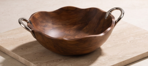 Tazón para servir de madera de mango teñida de nogal, tazón para ensalada de madera con borde festoneado y asas laterales de metal pulido - Product Image 3