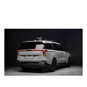 Kia Carnival HEV 2024/6 de 7 Plazas con Tracción Trasera, 27,796 km, Caja de Cambios Automática, Asientos de Cuero, Cámara Trasera - Para Conductores con Volante a la Izquierda - Product Image 2