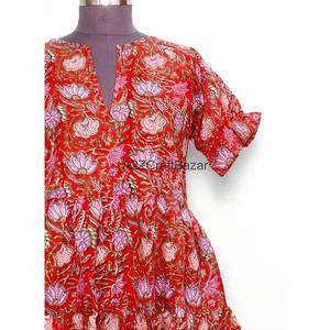 เดรสสั้นผู้หญิง คอวี แขนสั้น เอวสูง ทรงเอ พิมพ์ลายดอกไม้ดิจิทัล ผ้าฝ้ายถัก 100% ทำมือ ติดกระดุม ซักได้ - Product Image 2