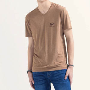 T-shirt col V pour homme, design unique, coupe ample, imprimé, prix de gros, nouvelle arrivée, 100% coton, séchage rapide - Product Image 2