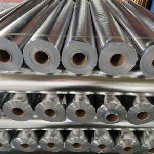 แผ่นเมมเบรนควบคุมไอน้ำและสะท้อนความร้อน 100GSM ผลิตจากอลูมิเนียมฟอยล์, ตาข่าย PE, ฟิล์ม PE - Product Image 2