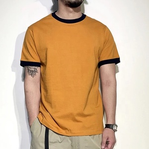 เสื้อยืดแขนสั้นลำลองผู้ชายสำหรับฤดูร้อน ผ้าคอตตอนหนา สีสันแบบกำหนดเอง ลายทาง ทรงโอเวอร์ไซส์ พร้อมโลโก้และดีไซน์ขอบเสื้อแบบกำหนดเอง - Product Image 3