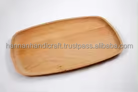 Plateau en bois artisanal avec émail de style folklorique Meena, design rectangulaire avec compartiments pour différentes portions - Product Image 2