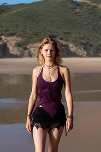 Top Halter de Algodón Hecho a Mano con Flecos de Macramé Intrincados, Estilo Boho, para Mujer, Uso Diario, Precio de Mayoreo - Product Image 4