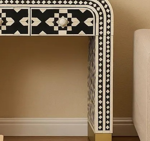 Mesa Consola con Incrustaciones de Hueso – Diseño Geométrico de Flecha Hecho a Mano, Mesa de Entrada en Blanco y Negro - Product Image 6