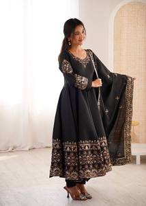Traje Anarkali Negro Bordado para Mujer, Ropa Étnica India con Lentejuelas, Vestido de Fiesta Listo para Usar con Dupatta, Venta al por Mayor, Estilo Pakistaní - Product Image 4