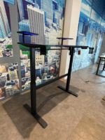 Lumetal verstelbare moderne commerciële kantoor bureaus Lumetal Vietnam binnen computer bureaus houten blad gepoedercoat metaal + PB montage