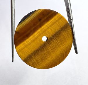 Esfera de Reloj A K Gems Premium de Ojo de Tigre Dorado de 24.50mm 1.50mm, Pieza de Reloj Personalizada con Gema Natural de Rajasthan - Product Image 5