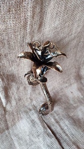 Poignée de porte en fer forgé résistante à la rouille, motif floral et finition galvanisée, pour portails - Product Image 5
