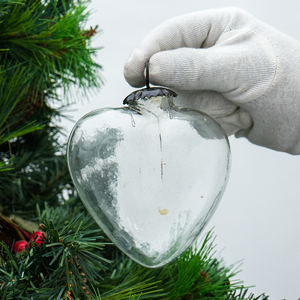 เครื่องประดับคริสต์มาสแก้วใสรูปหัวใจแบบขายส่ง ตกแต่งต้นคริสต์มาสธีมความรักแบบแขวน - Product Image 2