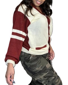 Cárdigan de punto con cuello en V y diseño de letras DST para mujer, estilo casual, rojo y con bloques de color, manga larga, doble botonadura - Product Image 4