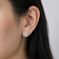 Anting-anting Stud Moissanite Halo Cluster Bunga Perak Sterling 925 Warna D VVS1 Hipoalergenik Hadiah Natal untuk Wanita dan Gadis
