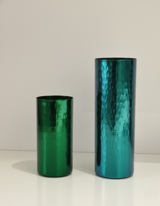 Juego de Jarrones de Mesa de Metal Martillado en Oro Claro, Ecológicos, Decoración Moderna para el Hogar, Centro de Mesa Cilíndrico para Bodas, Aura Global - Product Image 2